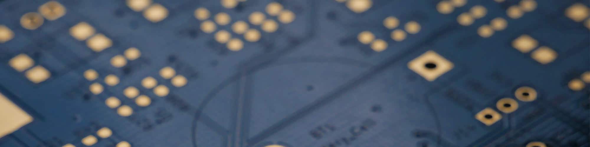 Microchip in navy blue and gold